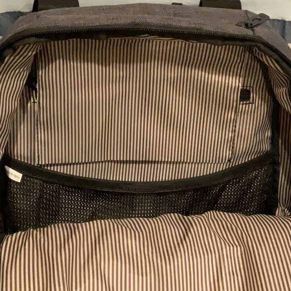 Unisex baby diaper Backpack Waterproof & insulated keeping items warm & cool - Picture 5 of 14